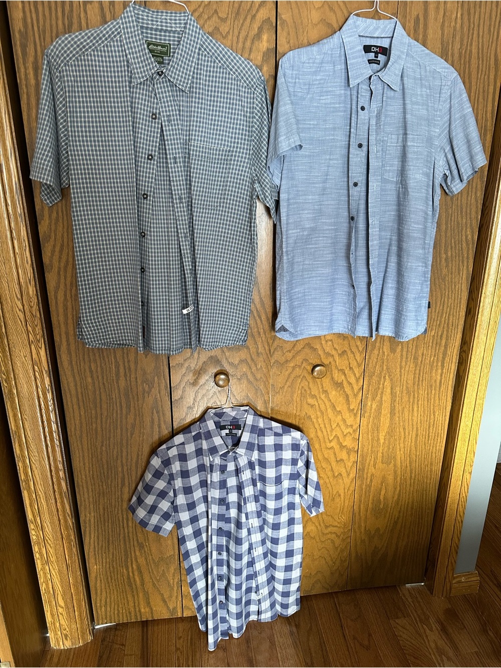 EBUC THREE(3) MENS L EDDIE BAUER (1) DH3 (2) 100% cotton short sleeve shirts